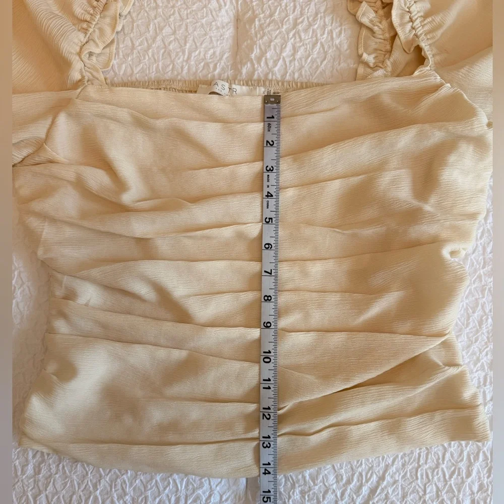 ASTR the Label Ruched Long Sleeve Blouse – Cream/Ivory, Size XL - Picture 7 of 10